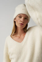 Cargar imagen en el visor de la galería, Jersey Pleat Ecru