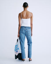 Cargar imagen en el visor de la galería, Camiseta Pip White