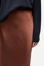 Cargar imagen en el visor de la galería, Falda Saagneta Tortoise