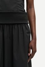 Cargar imagen en el visor de la galería, Falda Sathea Black