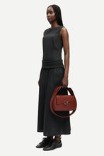 Cargar imagen en el visor de la galería, Falda Sathea Black