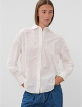 Cargar imagen en el visor de la galería, Camisa Joa White