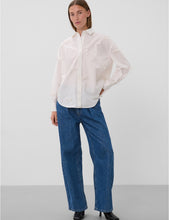 Cargar imagen en el visor de la galería, Camisa Joa White