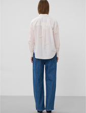 Cargar imagen en el visor de la galería, Camisa Joa White