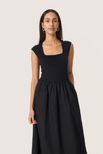 Cargar imagen en el visor de la galería, Vestido Phoebe Negro