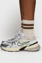 Cargar imagen en el visor de la galería, Calcetines Stripes Truffle