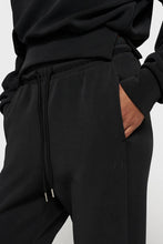 Cargar imagen en el visor de la galería, Pantalones Jogger Scuba Black