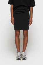 Cargar imagen en el visor de la galería, Falda Scuba Black