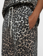 Cargar imagen en el visor de la galería, Pantalones Scuba Leopard