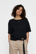 Cargar imagen en el visor de la galería, Camiseta Mesh Black