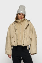 Cargar imagen en el visor de la galería, Chaqueta Parka The Quenn