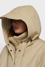 Cargar imagen en el visor de la galería, Chaqueta Parka The Quenn