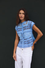 Cargar imagen en el visor de la galería, Blusa Sea Azul