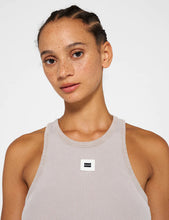 Cargar imagen en el visor de la galería, Camiseta Tank Taupe