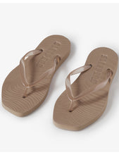 Cargar imagen en el visor de la galería, Flip Flop Sand Transparente