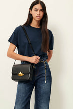 Cargar imagen en el visor de la galería, Camiseta Too Night Shadow