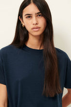 Cargar imagen en el visor de la galería, Camiseta Too Night Shadow