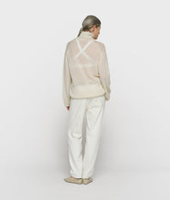 Cargar imagen en el visor de la galería, Jersey Turtleneck Thin Knit Ecru
