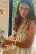 Cargar imagen en el visor de la galería, Vestido Scarlett White