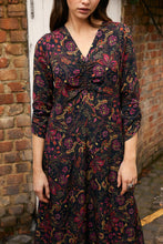 Cargar imagen en el visor de la galería, Vestido Pamela Winter Flowers