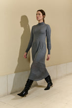 Cargar imagen en el visor de la galería, Vestido Nefertiti Gris
