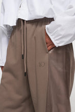 Cargar imagen en el visor de la galería, Pantalones Western Satin