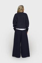 Cargar imagen en el visor de la galería, Pantalones Wide Dark Navy