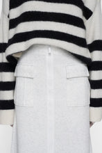 Cargar imagen en el visor de la galería, Falda Zipper Neopreno