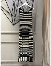 Cargar imagen en el visor de la galería, Vestido Linda