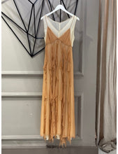 Cargar imagen en el visor de la galería, Vestido Charlene Nude