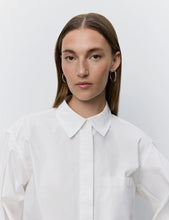 Cargar imagen en el visor de la galería, Camisa Abby White