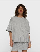 Cargar imagen en el visor de la galería, Camiseta Balloon Grey