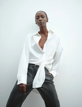 Cargar imagen en el visor de la galería, Camisa Barni