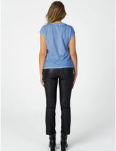 Cargar imagen en el visor de la galería, Camiseta Basic Airy Blue