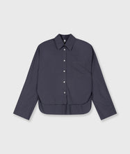 Cargar imagen en el visor de la galería, Camisa Cropped Shoulder Steel Blue