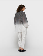 Cargar imagen en el visor de la galería, Blusa Dip Dye