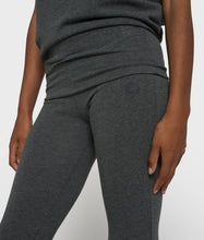 Cargar imagen en el visor de la galería, Pantalones Flare Leggings Modal Antra Melee