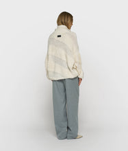 Cargar imagen en el visor de la galería, Jersey Loop Knit Ecru
