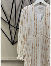 Cargar imagen en el visor de la galería, Vestido Elin Sand Flower