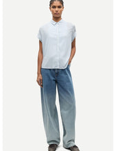 Cargar imagen en el visor de la galería, Camisa Majan Gray Dawn