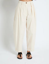 Cargar imagen en el visor de la galería, Pantalones Mar Safari Crudo