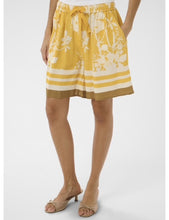 Cargar imagen en el visor de la galería, Short Rasheda Yellow