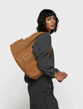Cargar imagen en el visor de la galería, Bolso Suede