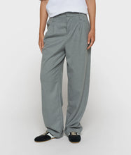 Cargar imagen en el visor de la galería, Pantalones Tapared Light Grey Melee