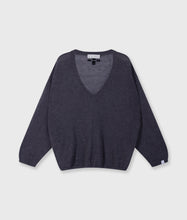 Cargar imagen en el visor de la galería, Jersey Thin V Neck Knit Steel Blue