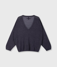 Cargar imagen en el visor de la galería, Jersey Thin V Neck Knit Steel Blue