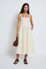 Cargar imagen en el visor de la galería, Vestido Kendal Safari Crudo