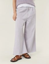 Cargar imagen en el visor de la galería, Pantalones Stitch