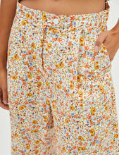 Cargar imagen en el visor de la galería, Pantalón Woody Flor Campo