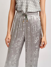 Cargar imagen en el visor de la galería, Silver Pants